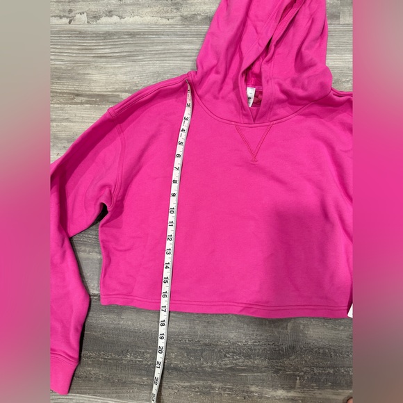 NEW with tags Lululemon All Yours Cropped Hoodie Sonic Pink - Picture 3 of 10
